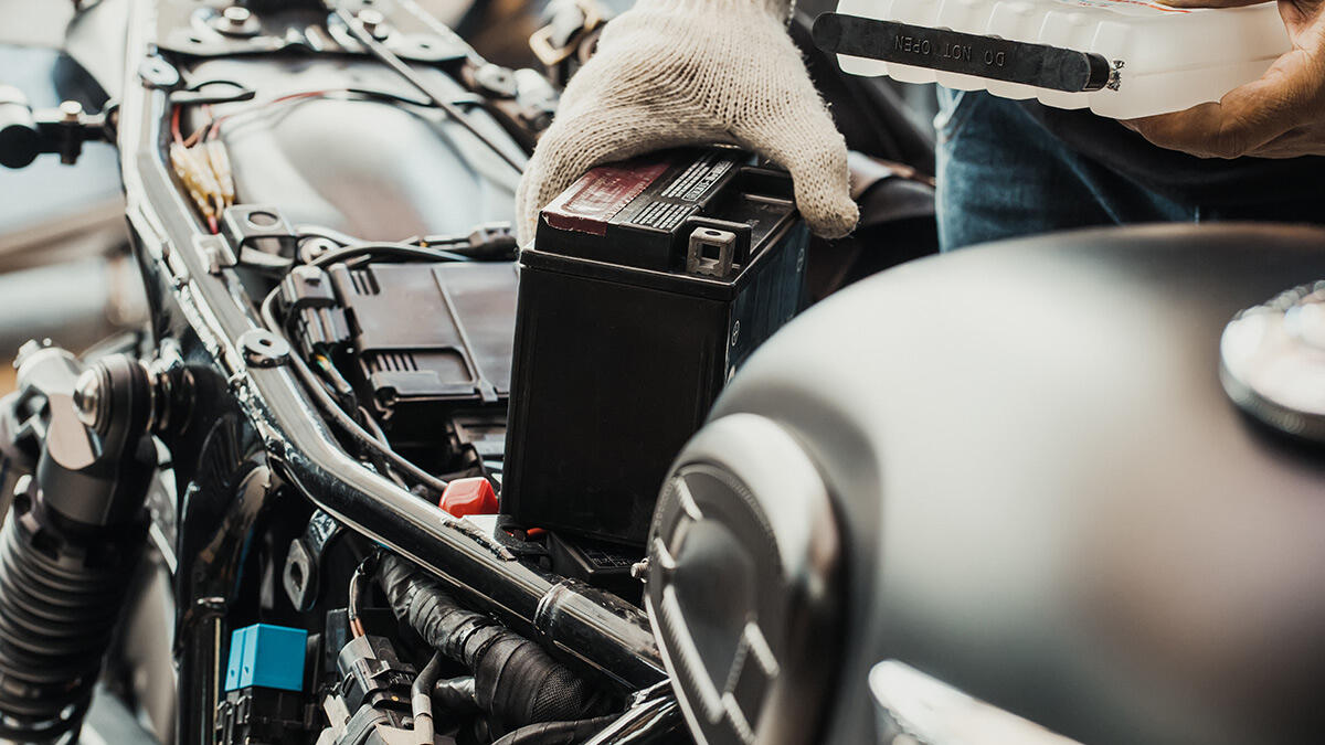 motosiklet akü bakımı motosiklet aku bakimi