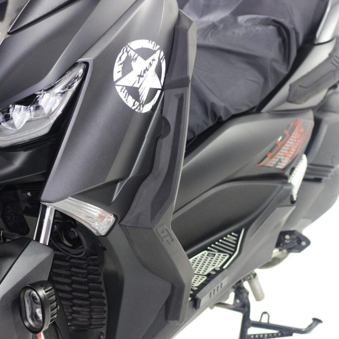 GP Kompozit Yamaha XMAX 250-400 2018-2022 Uyumlu Bacak Koruma Siyah GP19330700101803 - Görsel 2